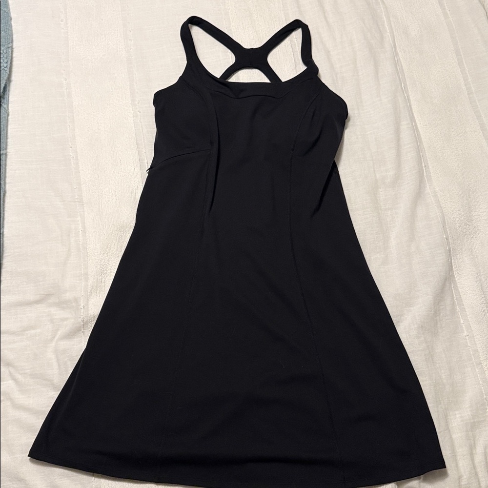 Black Sleeveless Dress